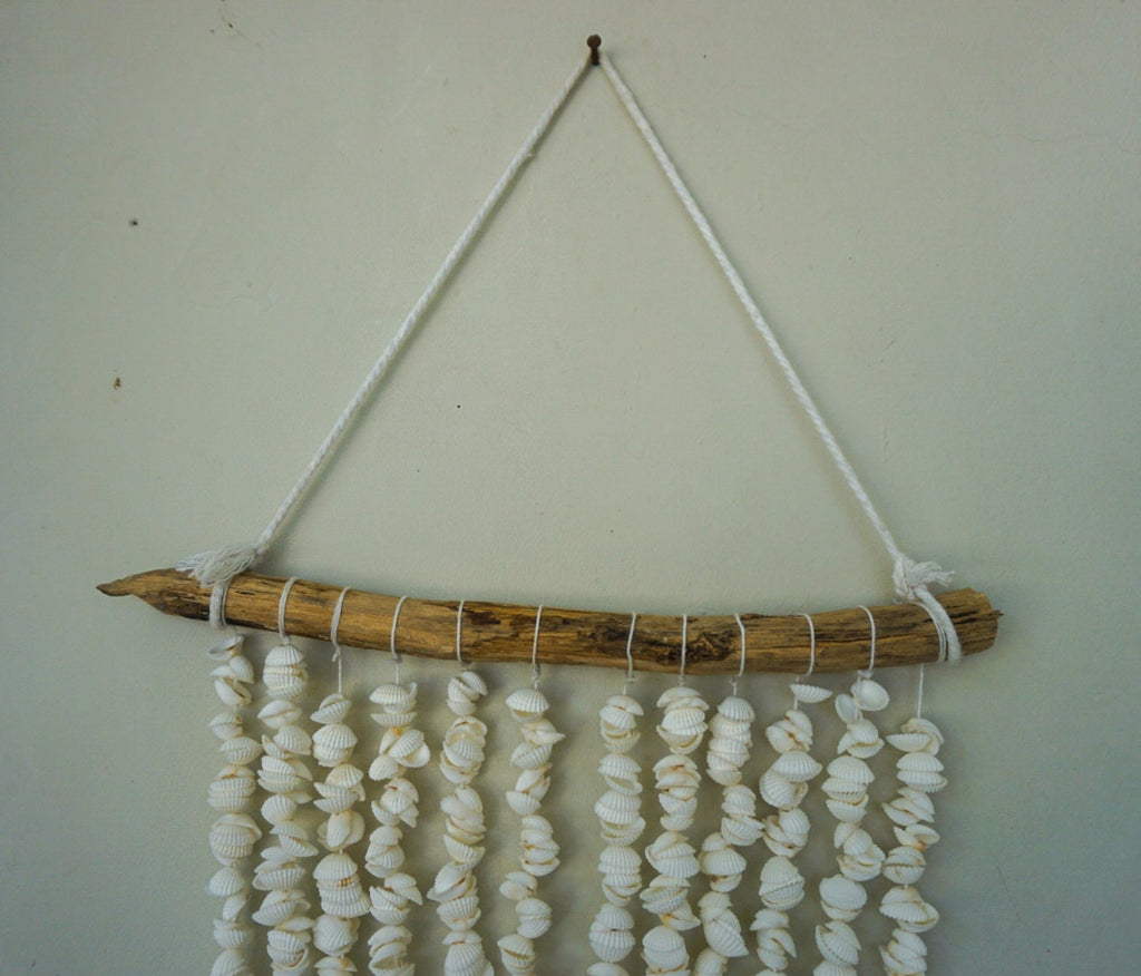 White Shells Boho Wall Hanging – Coastal Beach House Decor