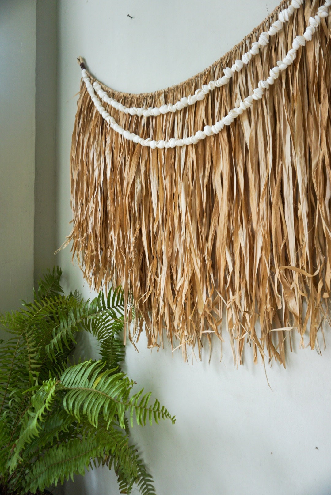 Hawaiian Raffia Wall Hanging with Shells