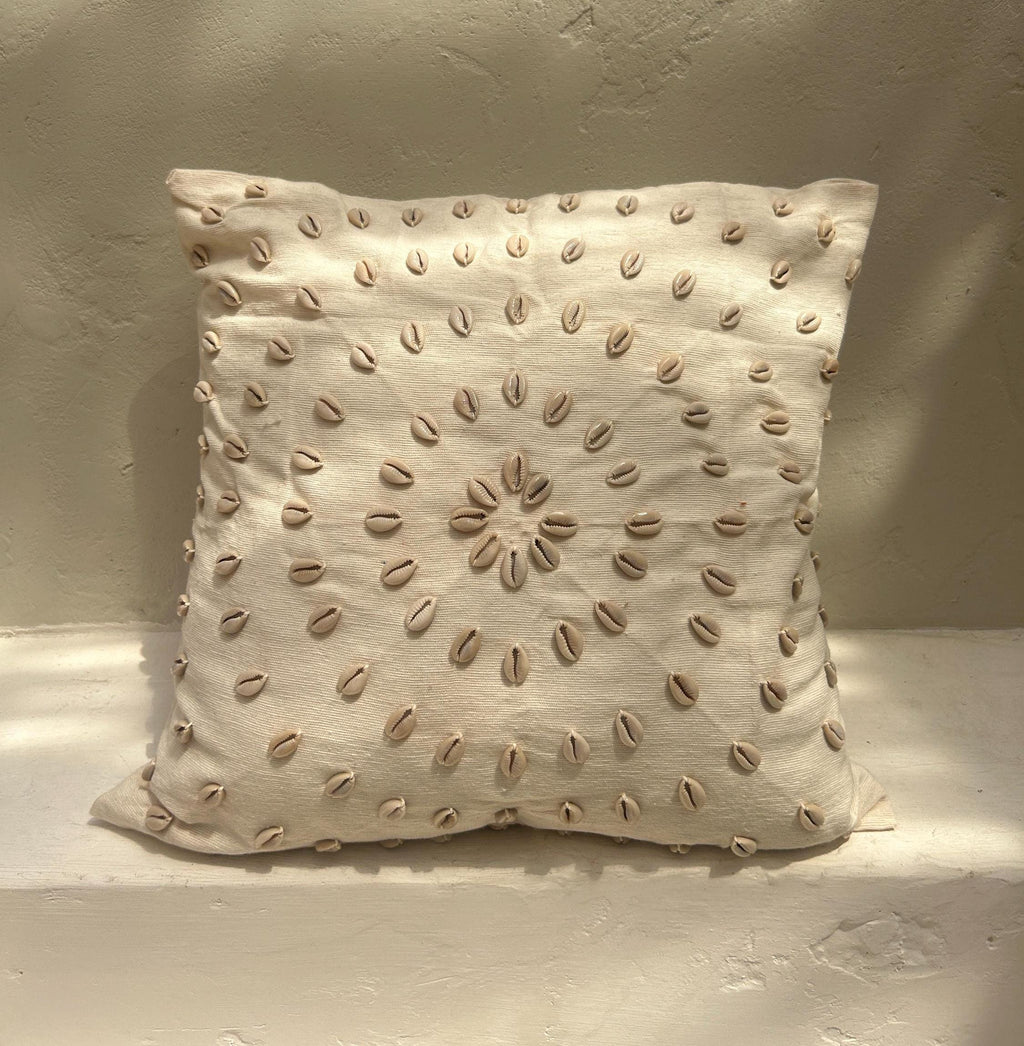 Boho White Shells Pillow Cover – Coastal Chic Decor