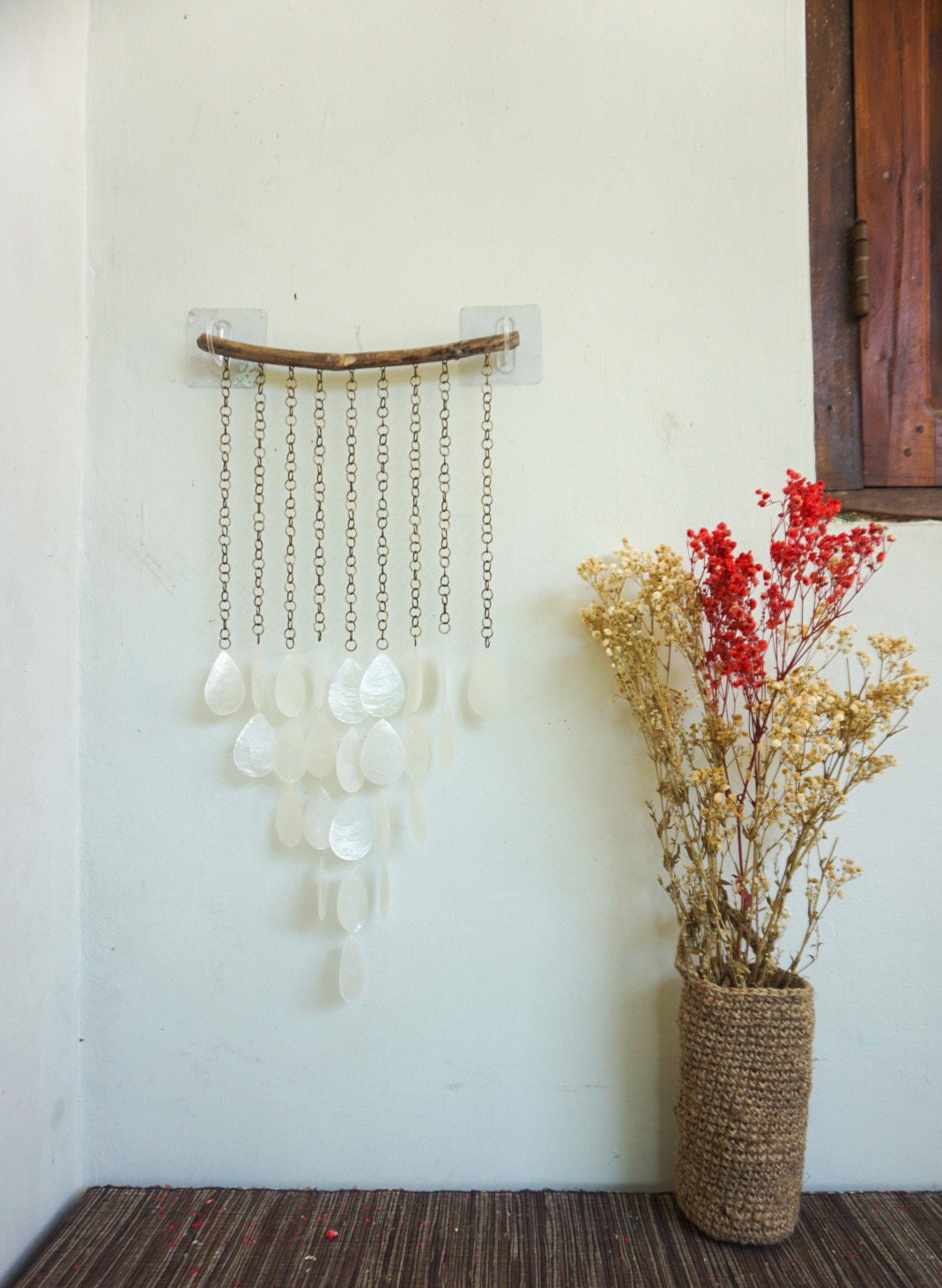 Urban Elegance Metal Chain with Teardrop Capiz Shell Accents