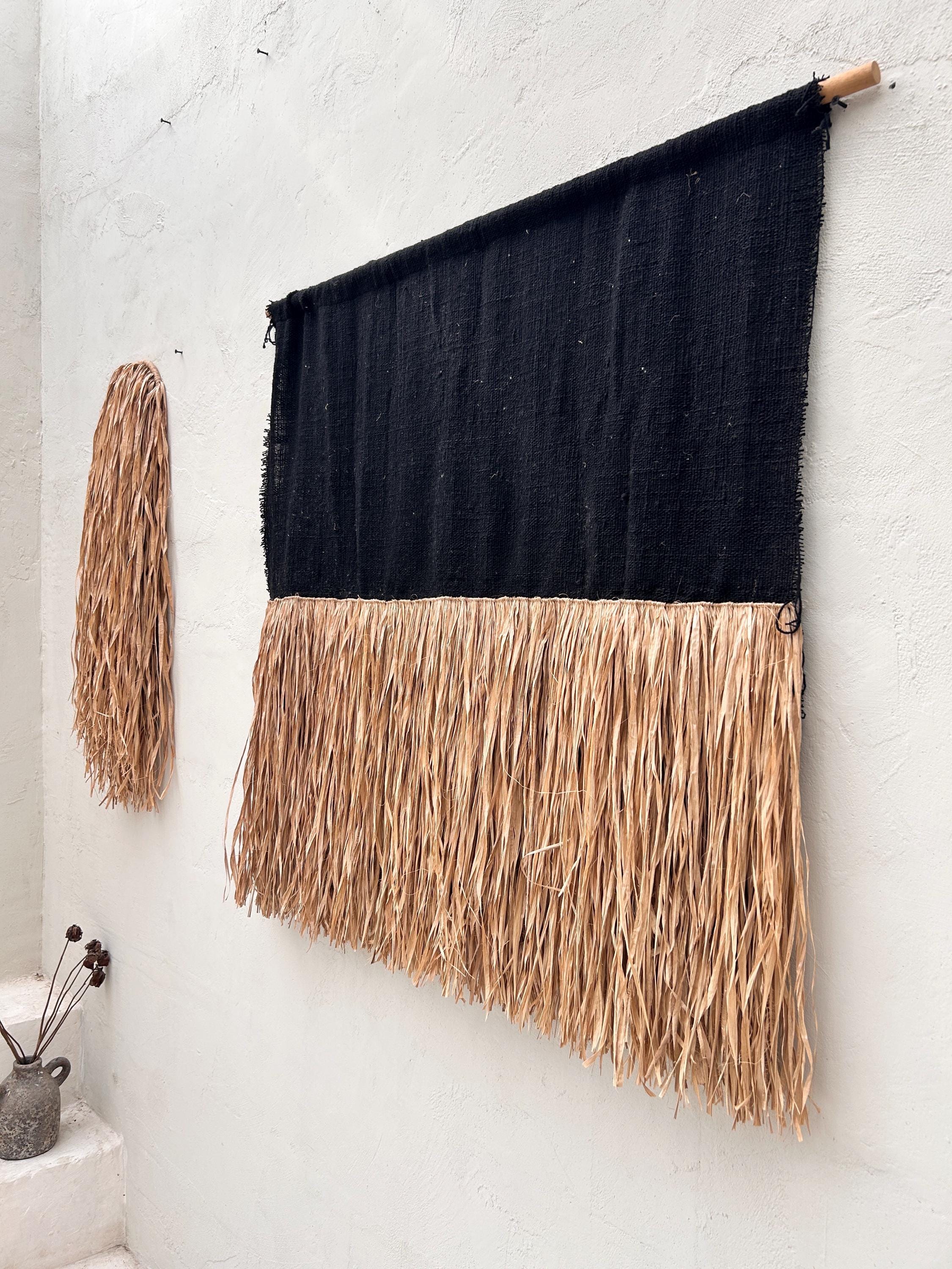 Minimalist Black Raffia Wall Hanging – Handmade Textile Tapestry | Neutral Boho Decor | Japandi Wabi Sabi Art | Coastal Decor