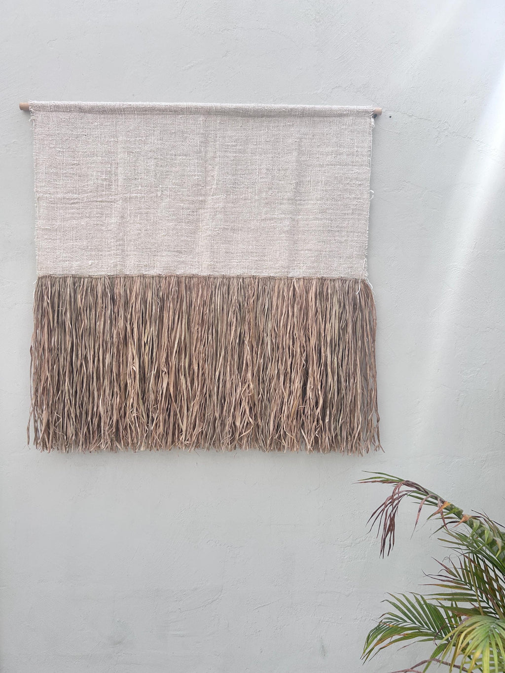 Minimalist White Textile Raffia Wall Tapestry – Japandi Boho Decor