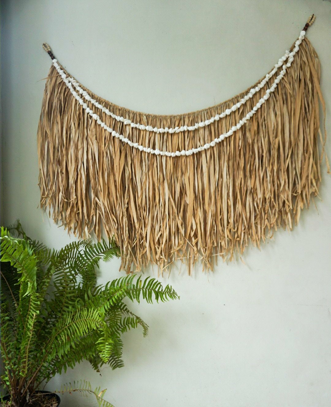 Hawaiian Raffia Wall Hanging with Shells