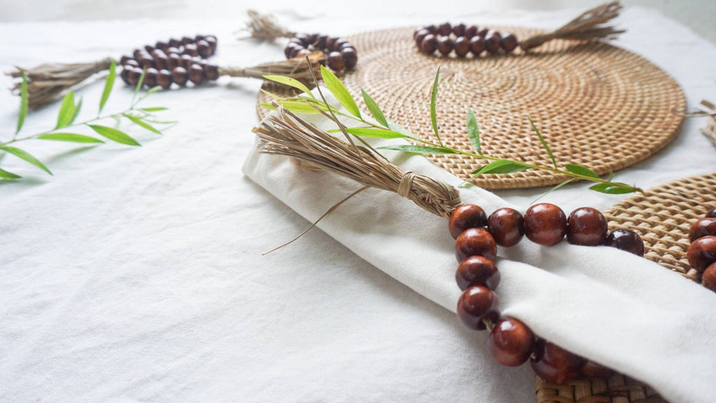 Wood beaded rustic napkin ring | boho wood beads napkin holder for wedding | farm house wedding napkin ring
