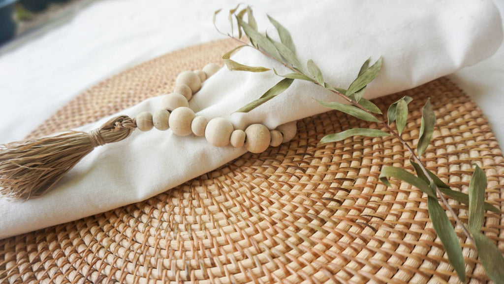 Farm house wooden bead napkin ring | Wood beads napkin holder | Boho napkin holder | Set of 4| Farmhouse table setting
