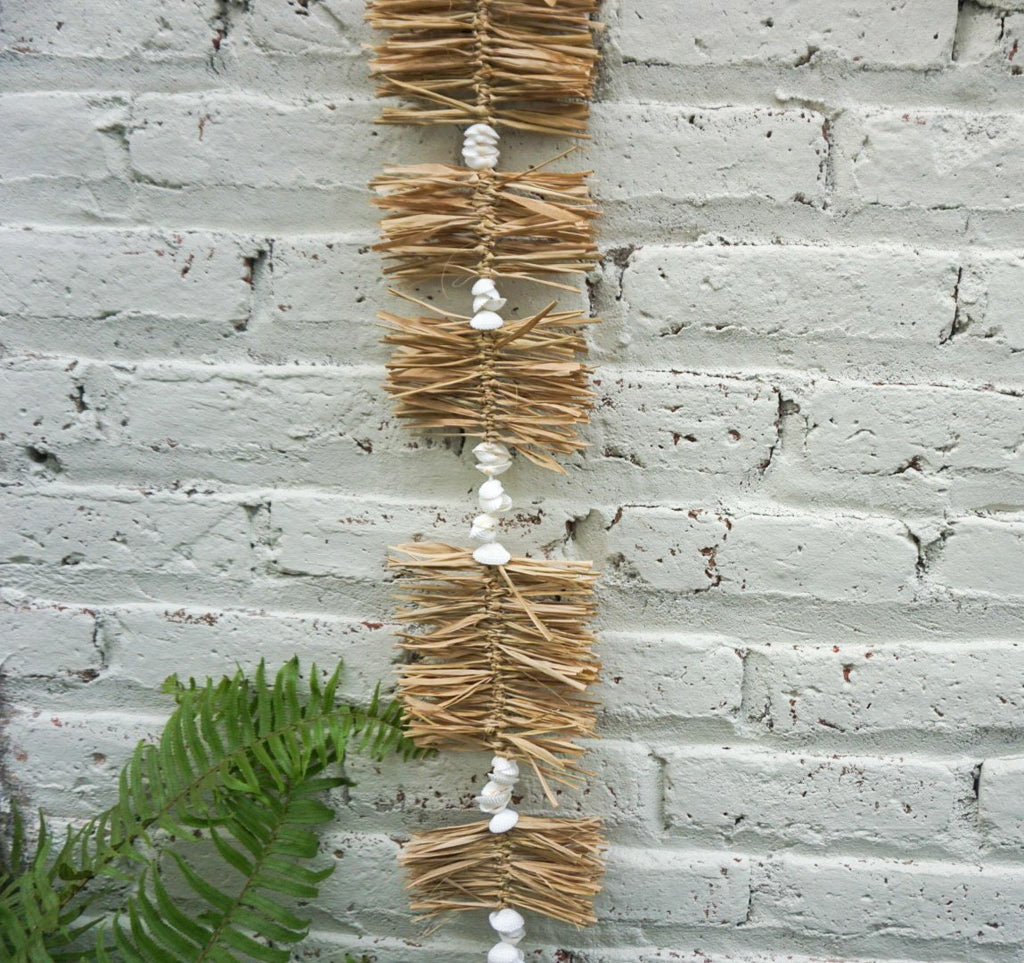 Mini Raffia & White Shell Wall Hanging – Boho Beach House Decor