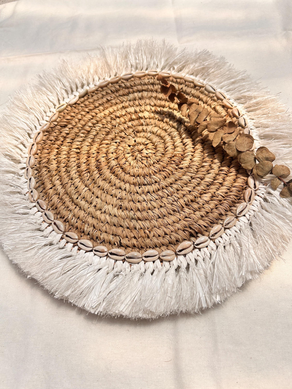 White Fringes Coastal & Boho Chic Table Setting