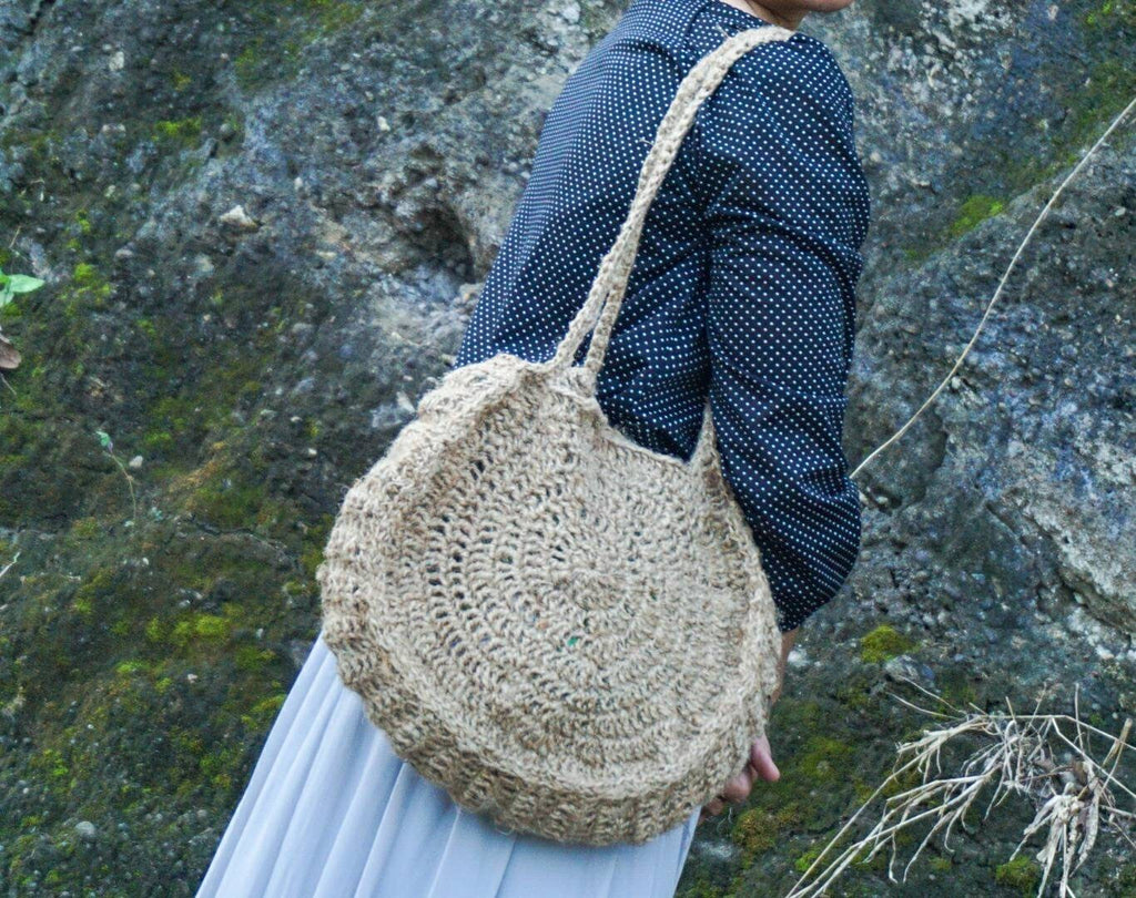 Round handwoven crochet bag |jute round tote | round jute shoulder bag