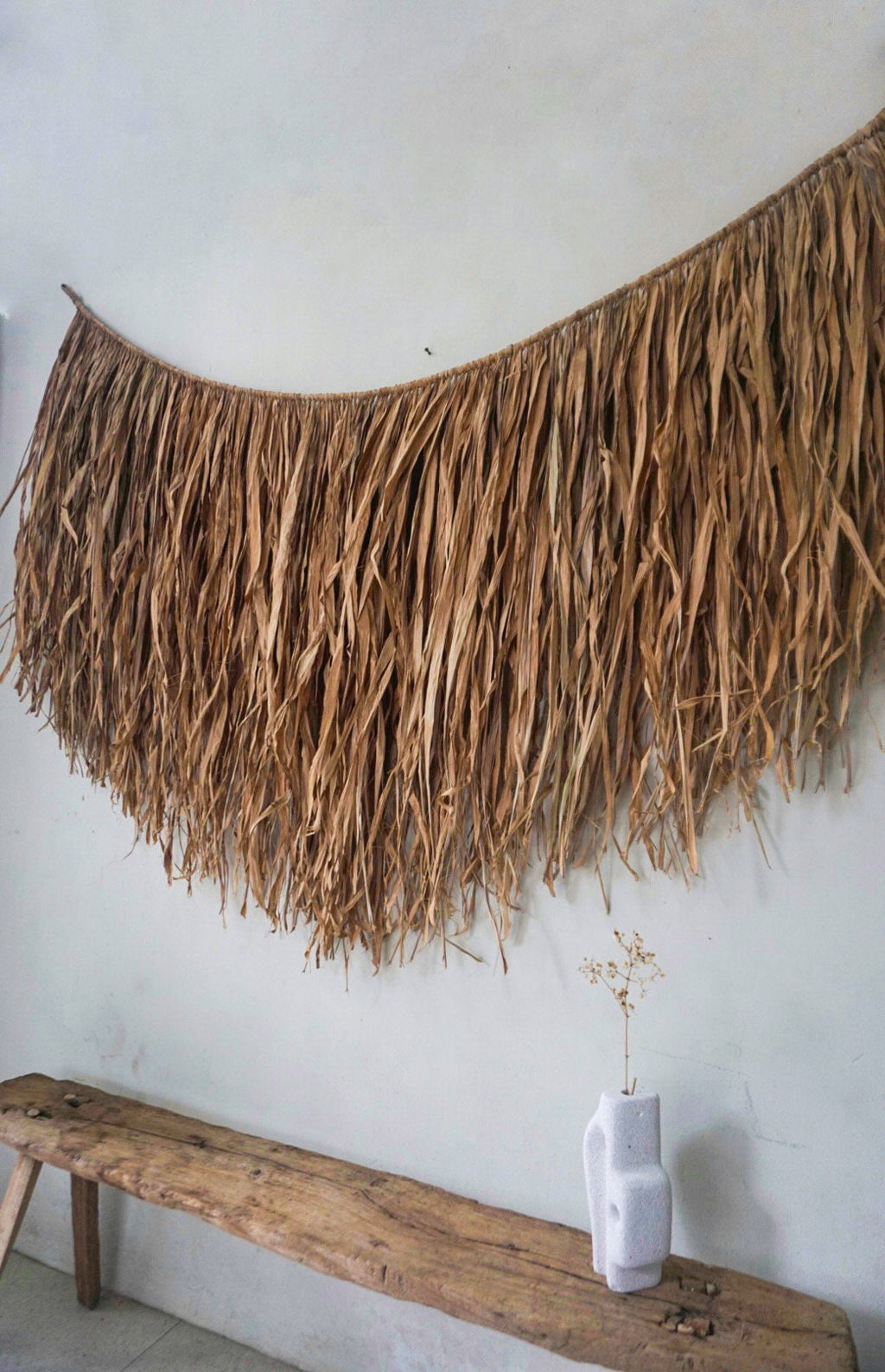 Boho Minimalist Raffia Wall Hanging – Natural Seagrass Decor