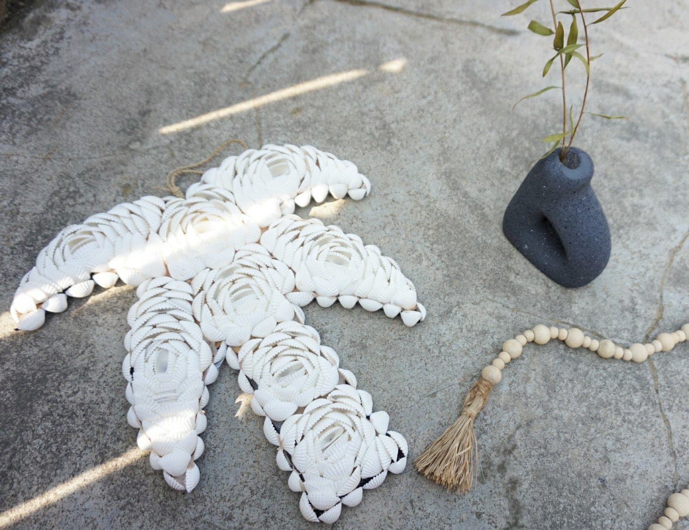 White shells flower wall hanging | sea shells palm shape wall decor | beach house wall hanging