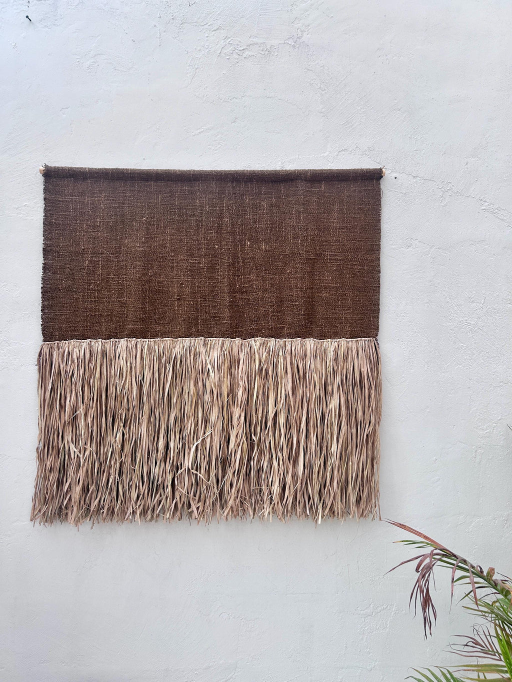 Brown Raffia Wall Hanging – Minimalist Japandi Wabi Sabi Decor
