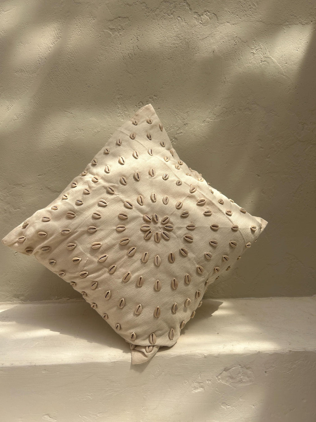 Boho White Shells Pillow Cover – Coastal Chic Decor