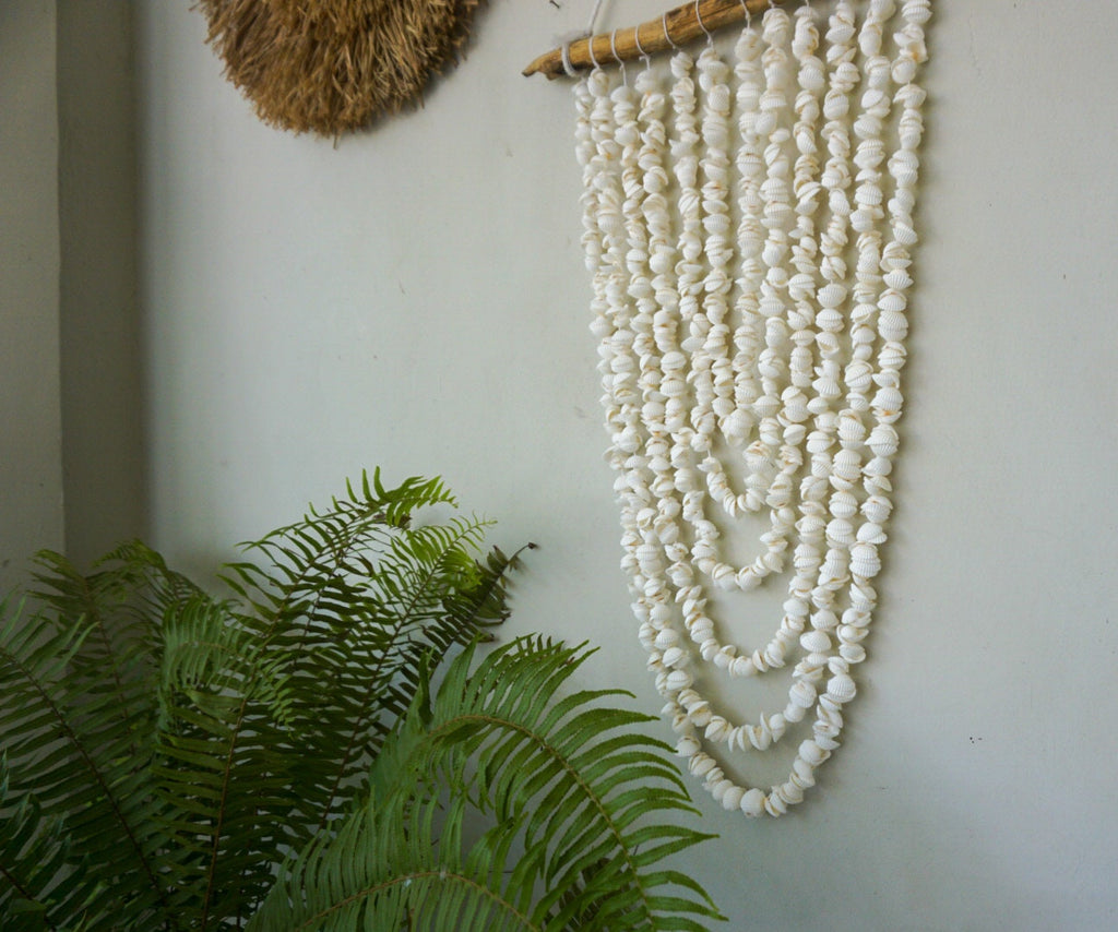 White Shells Boho Wall Hanging – Coastal Beach House Decor