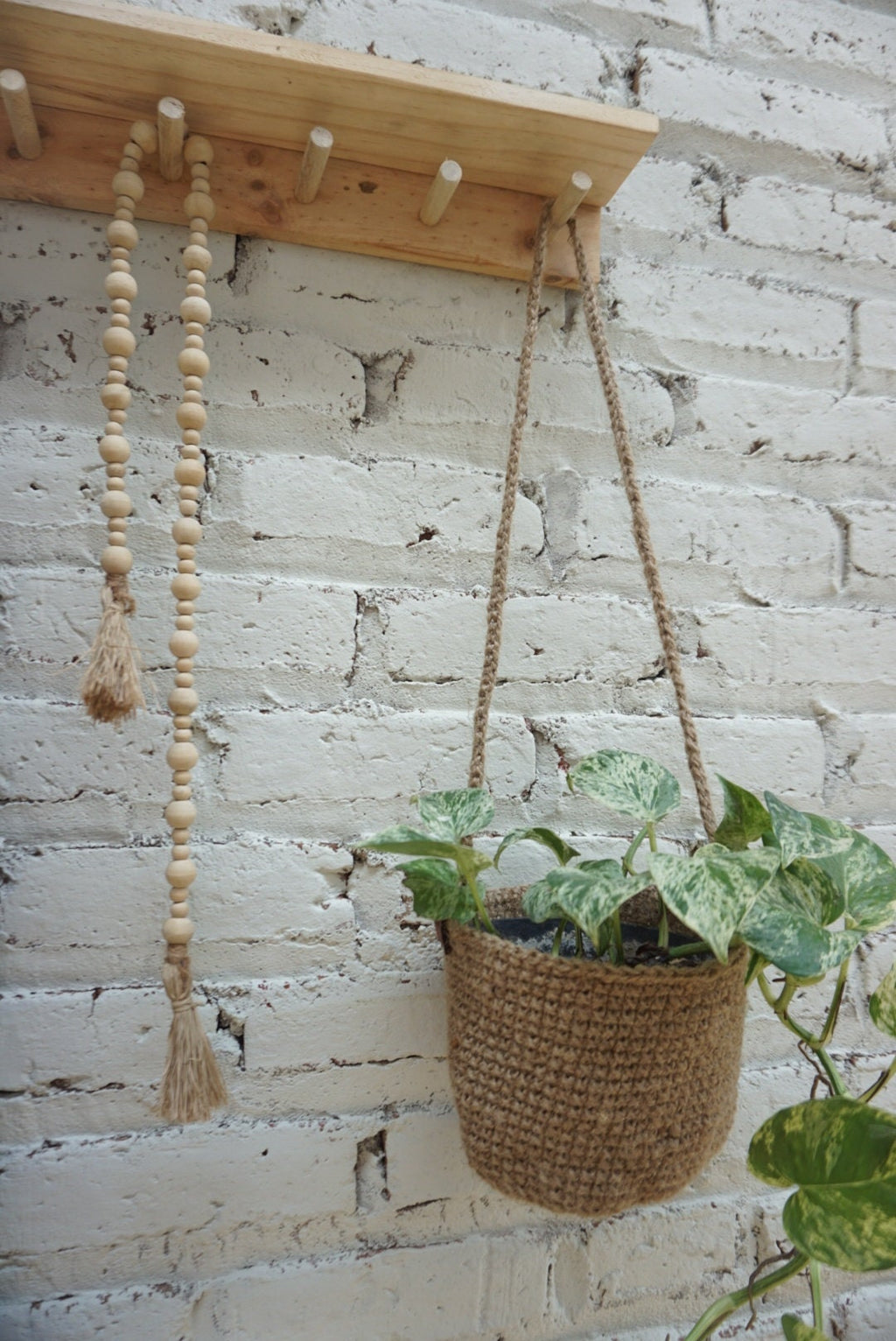 Jute Crochet hanging planter | Jute hanging plant basket | hanging planter | crochet vase | Jute indoor planter